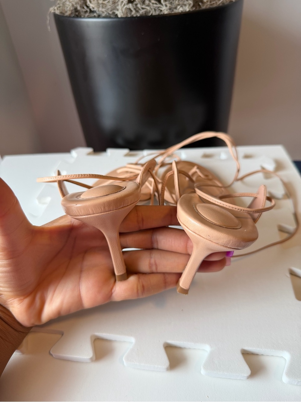 Alexander Wang Nude Pink Leather Thong Sandals - Picture 5 of 6